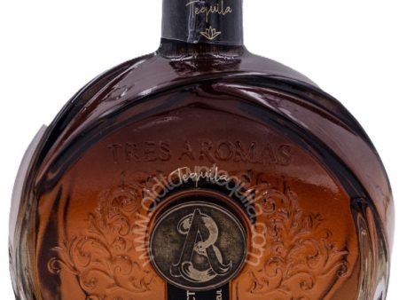 Tres Aromas Tequila (3 Aromas) Extra Aged Barrel Select 100% Agave Azul For Sale