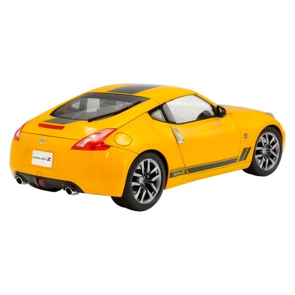 1 24 Nissan Fairlady 370Z Heritage Edition Supply