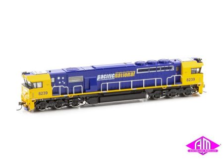 HO Pacific National 82 class locomotive  8239 with DCC sound Cheap