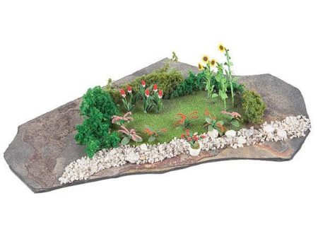 HO DoIt Yourself Mini Diorama Garden on Sale